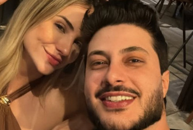 Gabi Martins e Fidelis Falante comemoram um mês de namoro