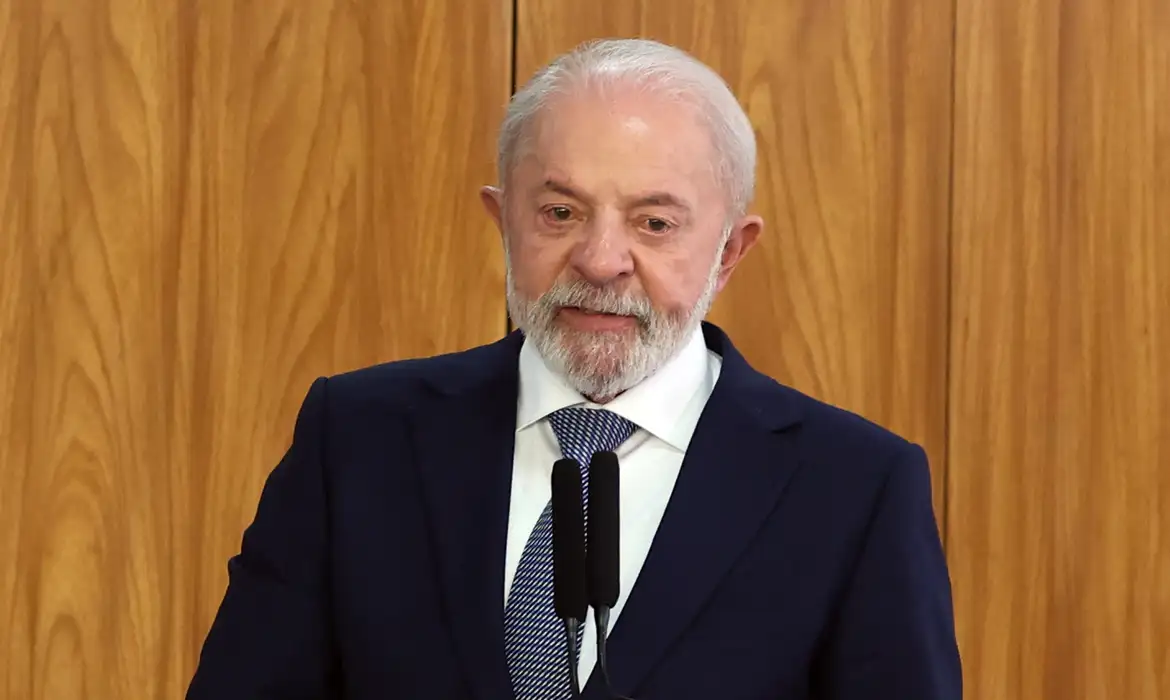 Decisão da Câmara contra MP do IOF não é derrota ao governo, mas ao povo brasileiro, diz Lula