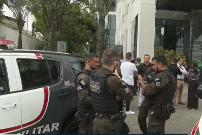 Criminosos que invadiram prédio comercial em SP levaram mais de R$ 2 milhões, diz polícia