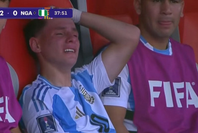 Com dores no ombro, Montoro chora e é substituído em jogo da Copa do Mundo sub-20