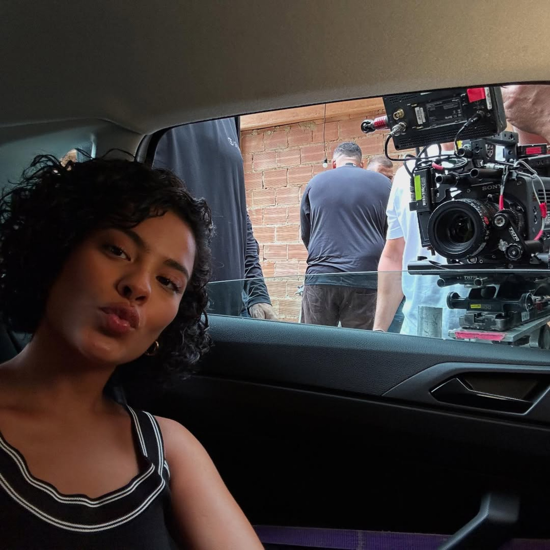 Bella Campos nos bastidores da novela 'Vale Tudo' - Reprodução/Instagram 