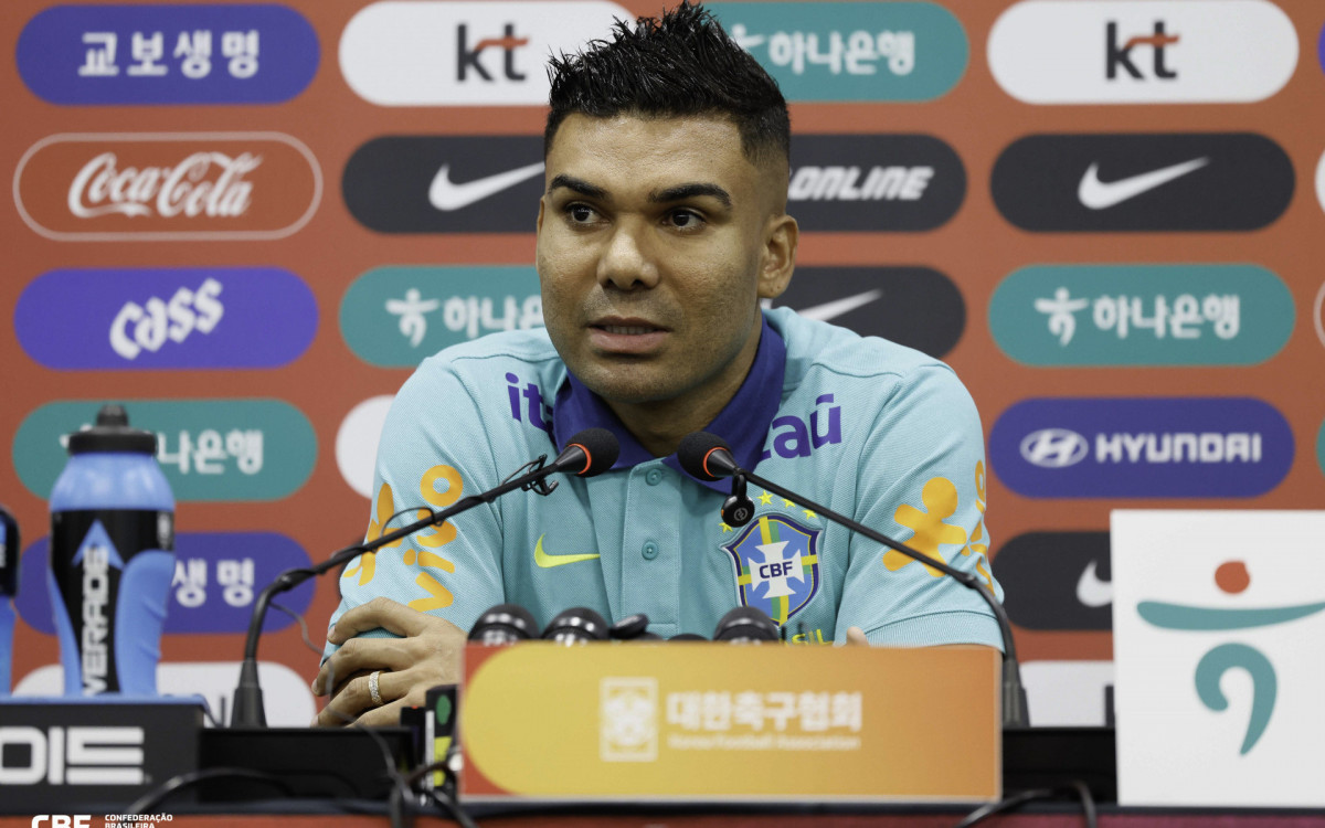 Caserimo em entrevista coletiva