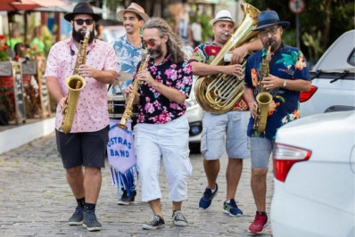 Rio das Ostras abre credenciamento para artistas e grupos culturais