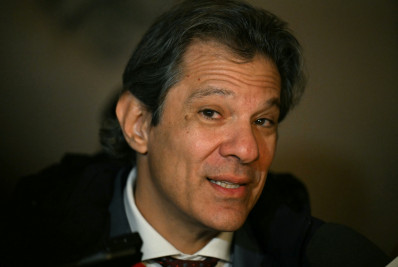 Haddad: 'Fico às vezes perplexo de ver previsões que reiteradamente não se confirmam'