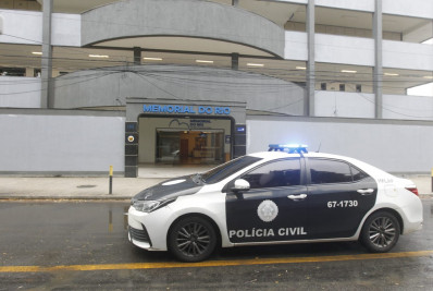 Polícia realiza exumação de corpo de idoso que teria sido envenenado com feijoada em Caxias