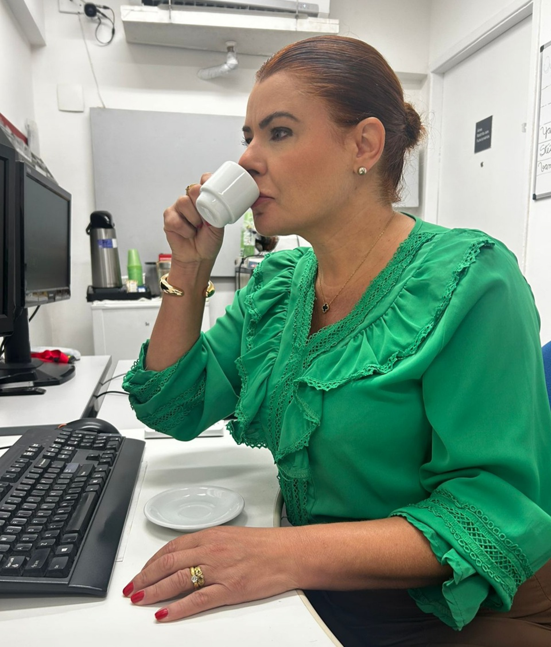 Cristiane Carvalho 'encarou' o aumento por priorizar o caf&eacute; no cotiadiano - Arquivo Pessoal