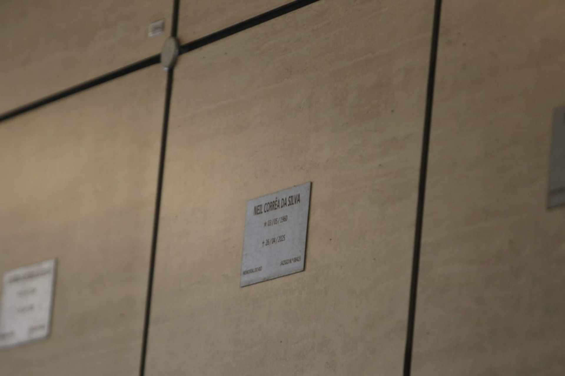 Polícia Civil realiza exumação de corpo de Neil Corrêa da Silva no Cemitério Memorial do Rio - Reginaldo Pimenta / Agência O Dia