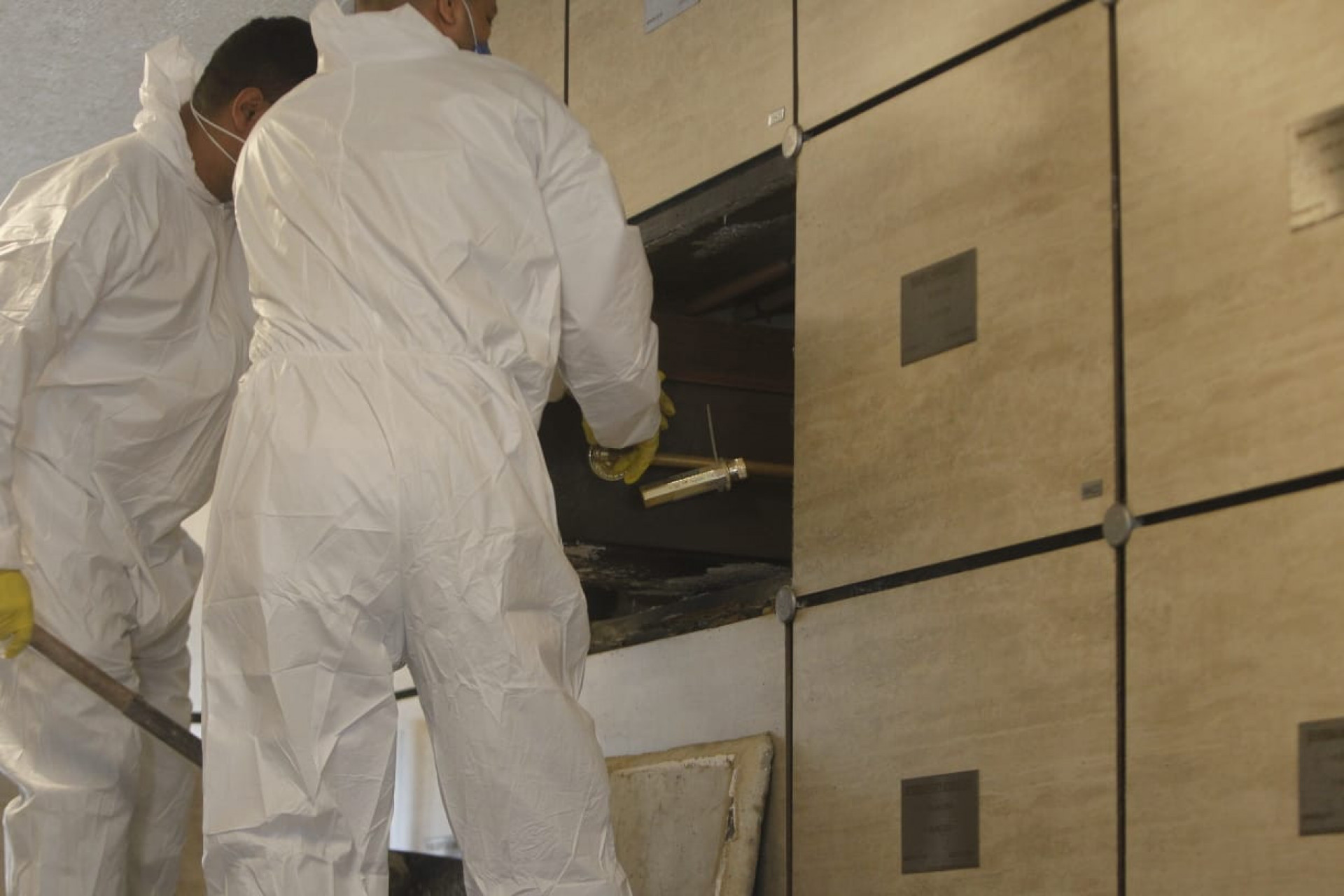 Polícia Civil realiza exumação de corpo de Neil Corrêa da Silva no Cemitério Memorial do Rio - Reginaldo Pimenta / Agência O Dia