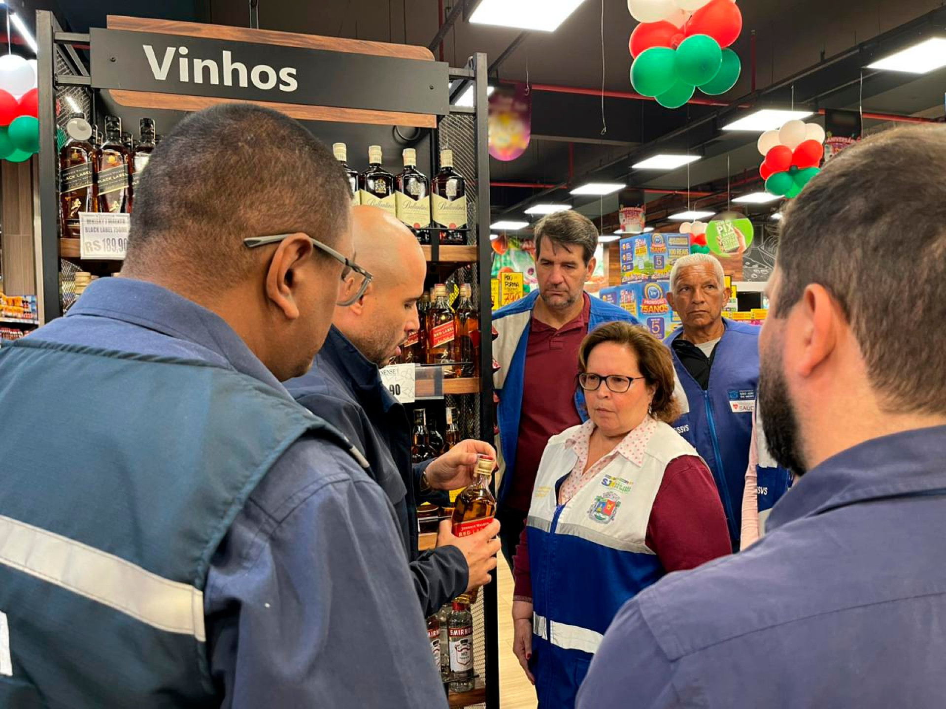 Ação conjunta reforça o combate às bebidas adulteradas -  Joyce Vitória/ PMSJM