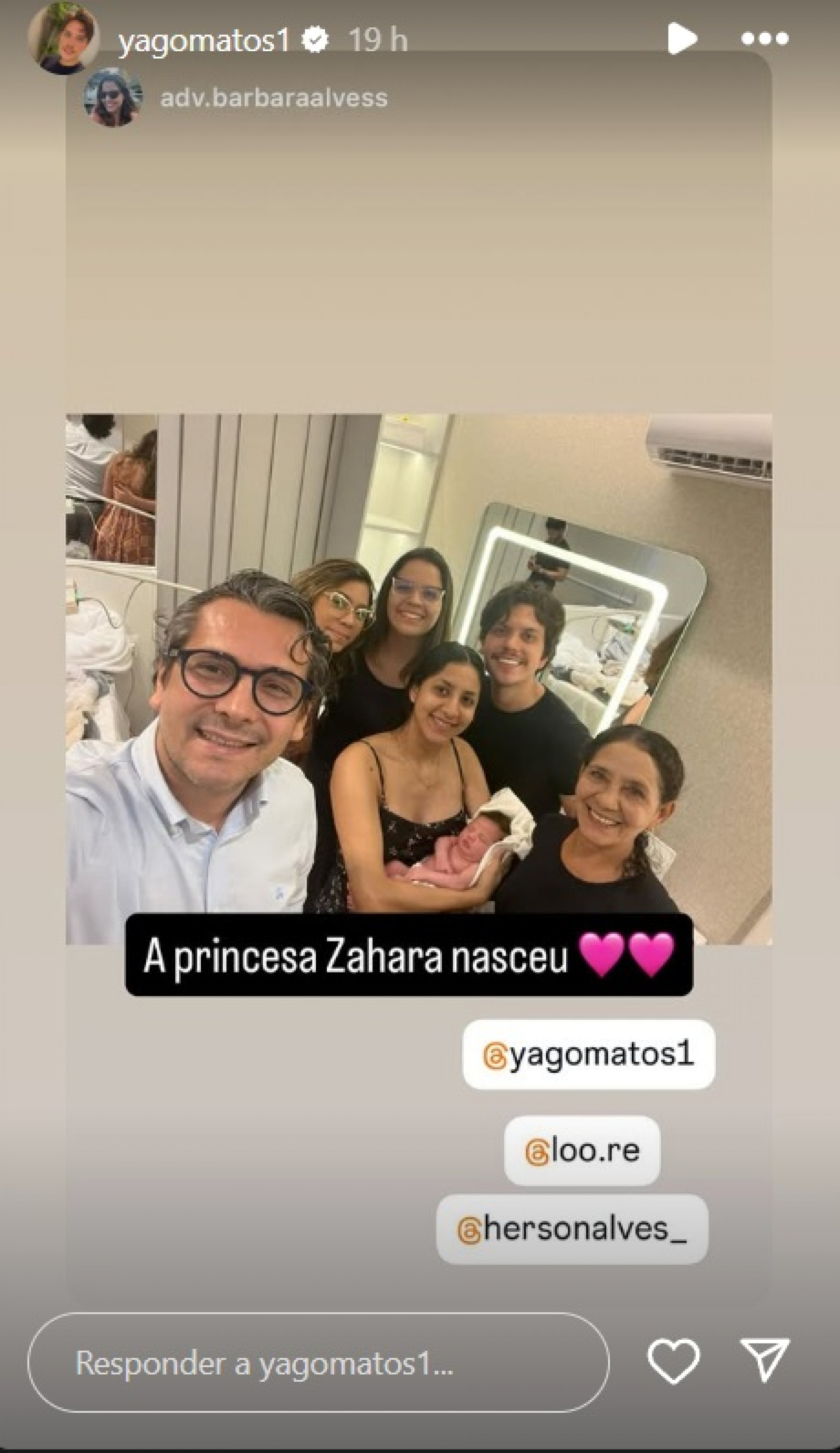 Yago Mendes, Lorena Lopes e Zahara com visitantes. - Reprodução/Instagram