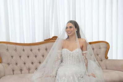 Lexa mostra vestido de noiva para casamento com Ricardo Vianna