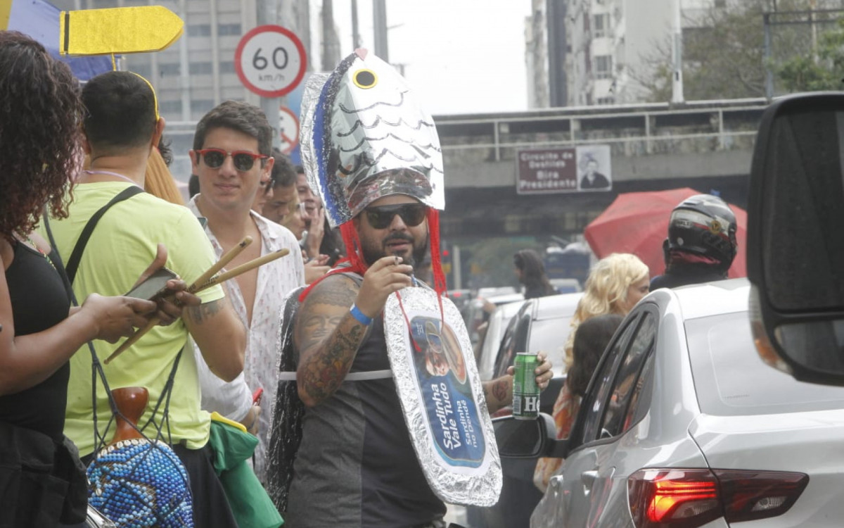O personagem Sardinha (Lucas Leto) também virou fantasia