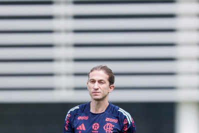 Flamengo avança pela renovação de Filipe Luís