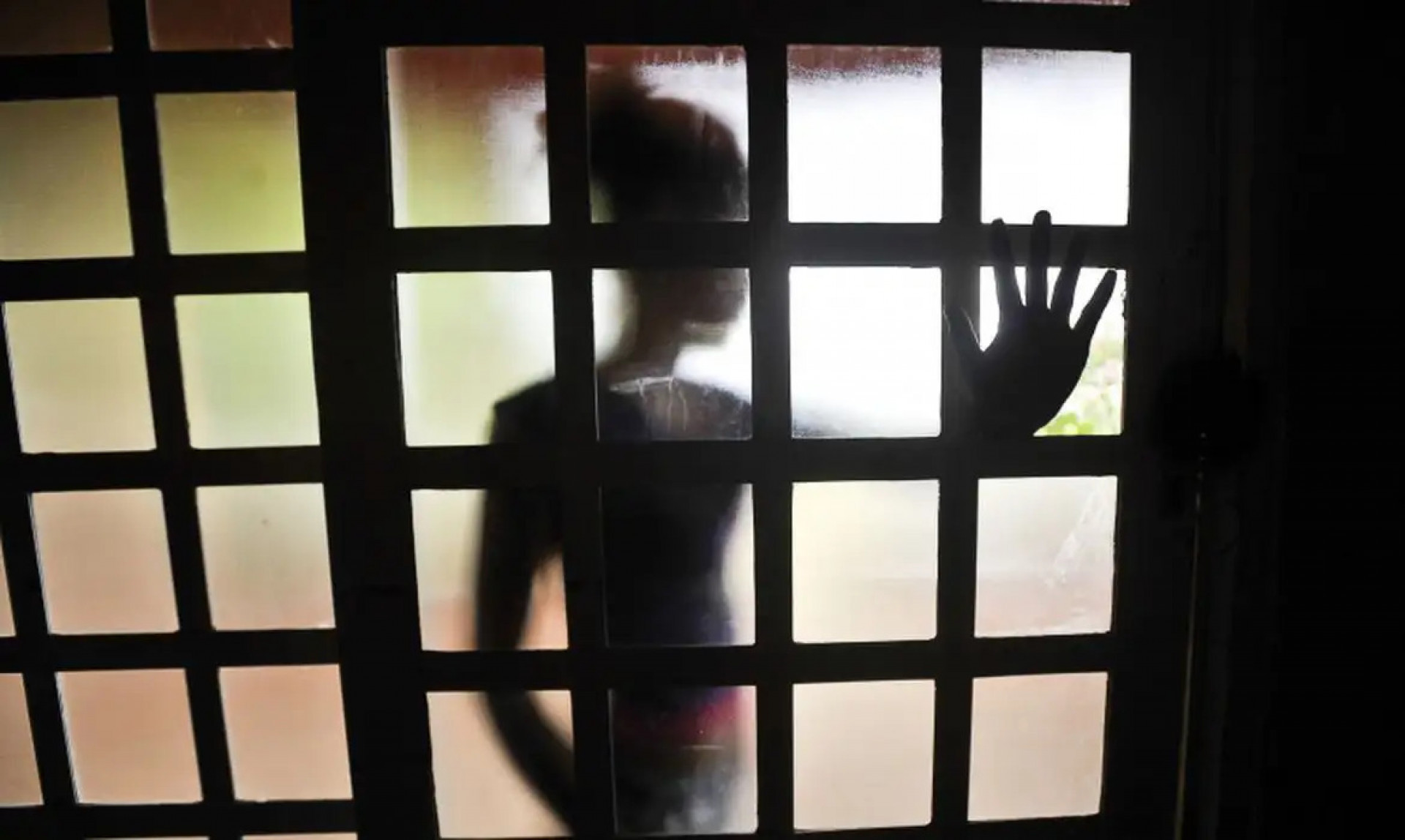 Violência sexual atinge 64 meninas por dia no país