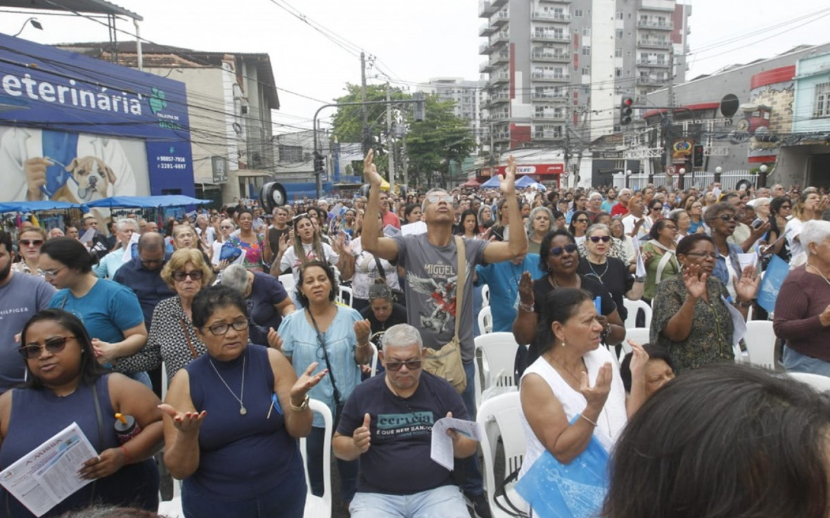 Dia de Nossa Senhora Aparecida é celebrado em 12 de outubro