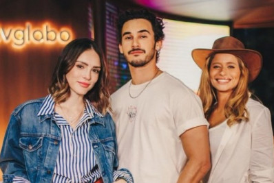 Elenco da novela 'Coração Acelerado' se reúne em workshop