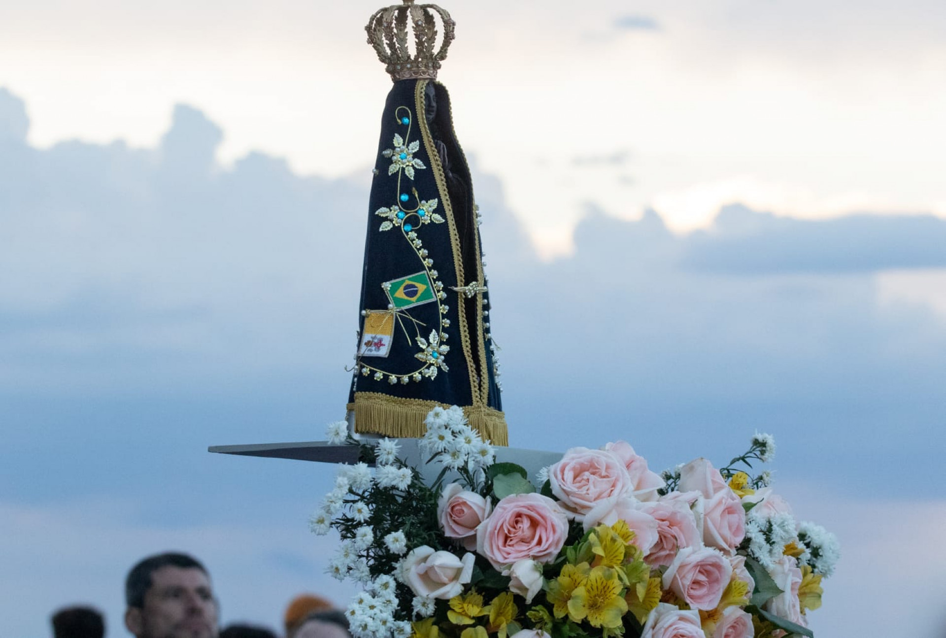Imagem de Nossa Senhora Aparecida ficou exposta no Cristo Redentor - Érica Martin / Agência O Dia
