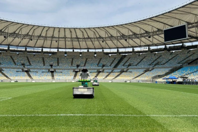 Gramado do Maracanã passa por manutenção de olho na reta final da temporada