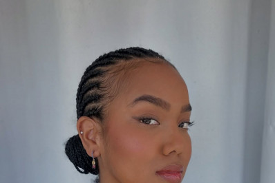 Lellê faz mudança radical no visual e surge com cabelo raspado: 'De novo'