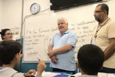 Angra convoca 55 novos profissionais para reforçar a educação