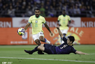 Paulo Henrique brinca sobre dois jogadores da Seleção: 'Tentando levar para o Vascão'