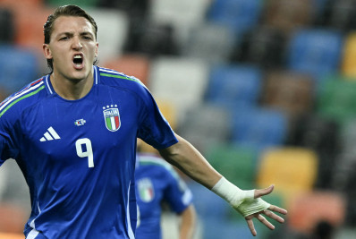 Itália vence Israel e segue na briga por vaga direta na Copa do Mundo