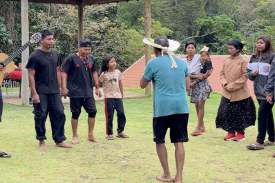 Aldeia Céu Azul no Espraiado recebe a visita de juízes federais e do trabalho