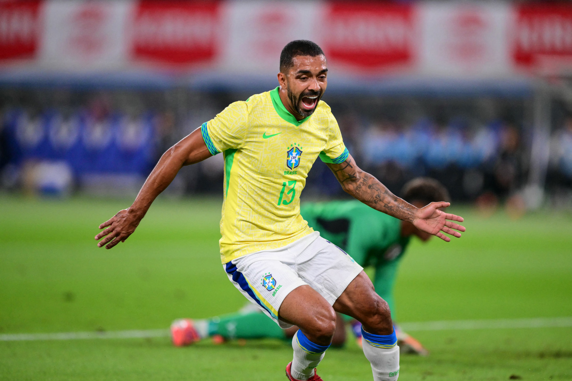 Paulo Henrique, do Vasco, marcou pela primeira vez pela Sele&ccedil;&atilde;o - Yuichi Yamazaki/ AFP