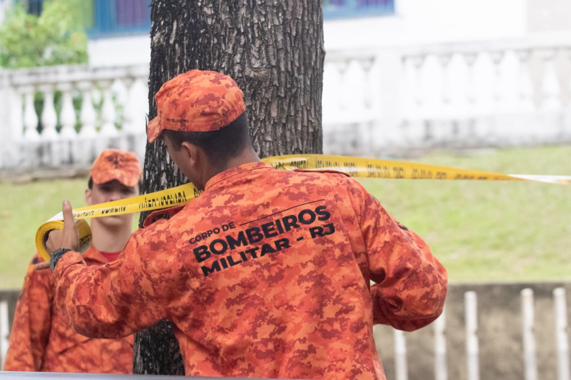 Interdição aconteceu na manhã desta terça-feira (14) - Érica Martin / Agência O Dia