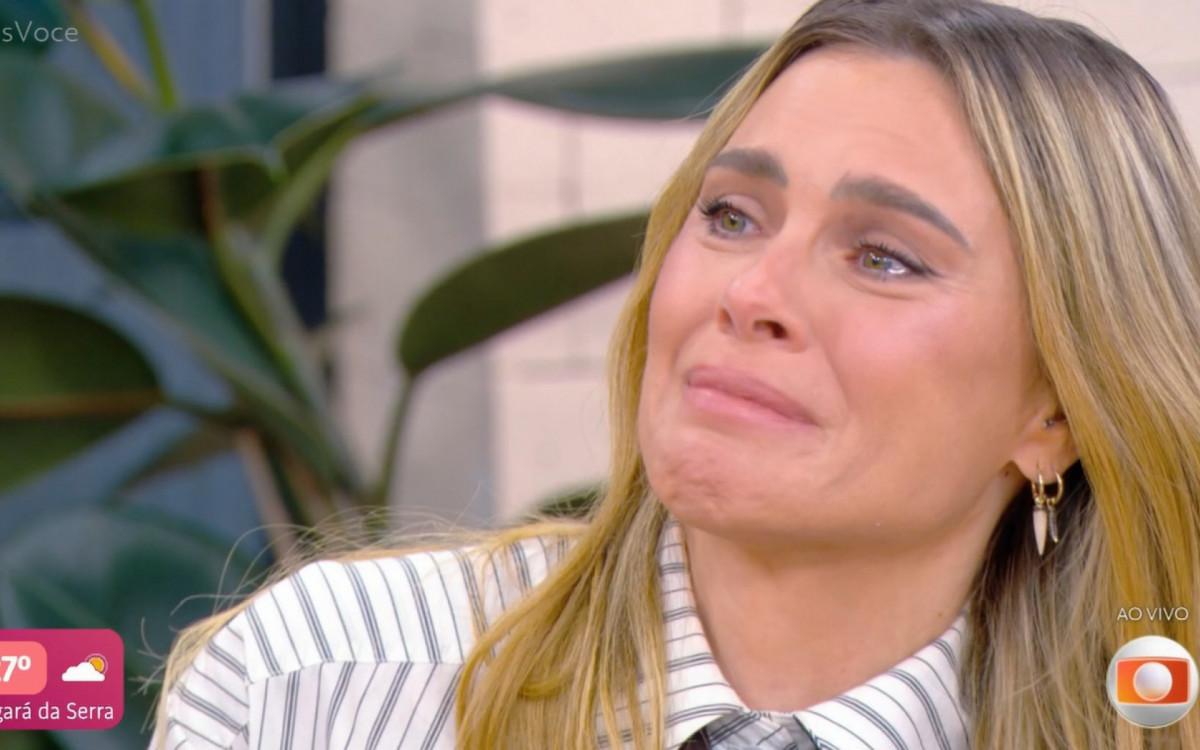 Carolina Dieckmann se emociona no 'Mais Você' - Reprodução/TV Globo
