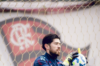 Rossi comemora retorno de Pulgar e vê 'reforço' para Flamengo na reta final