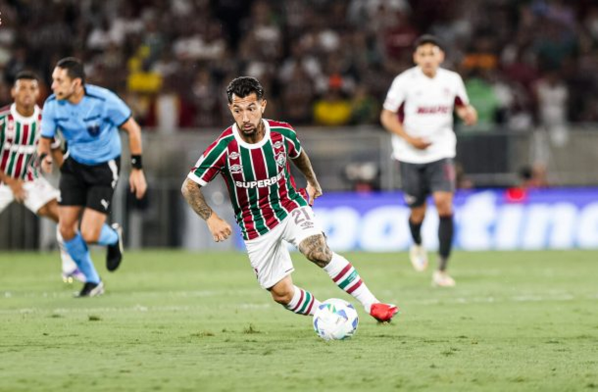 Extensa lista de pendurados preocupa o Fluminense antes de sequência de jogos no Rio