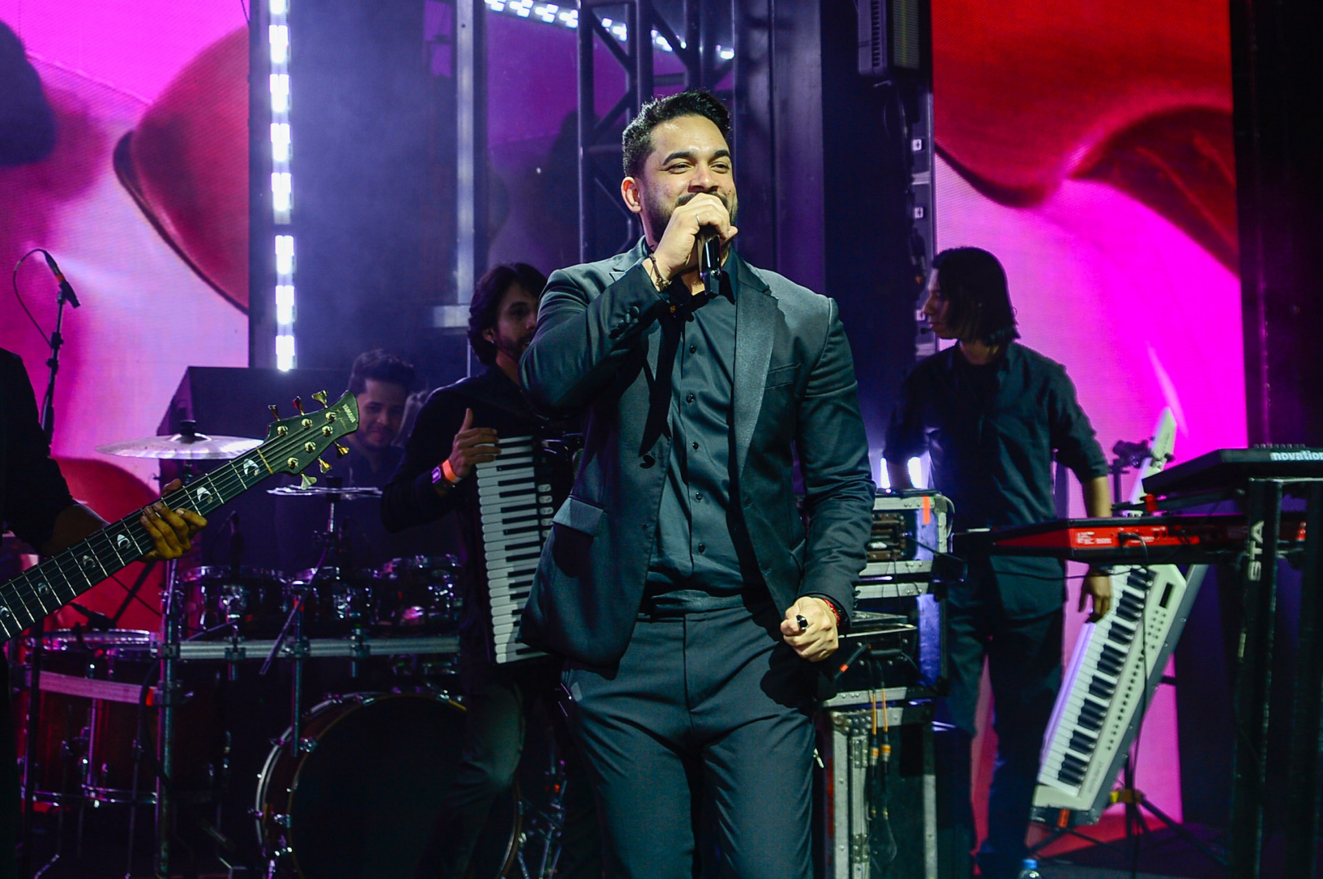 Henry Freitas fez show na festa do casamento - Eduardo Martins/Brazil News