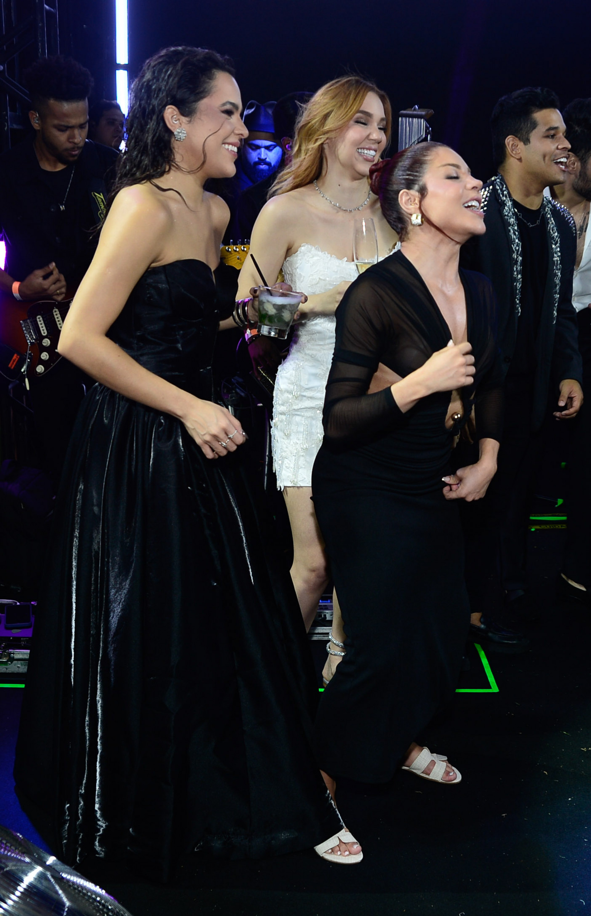 Convidados sobem ao palco - Eduardo Martins/Brazil News