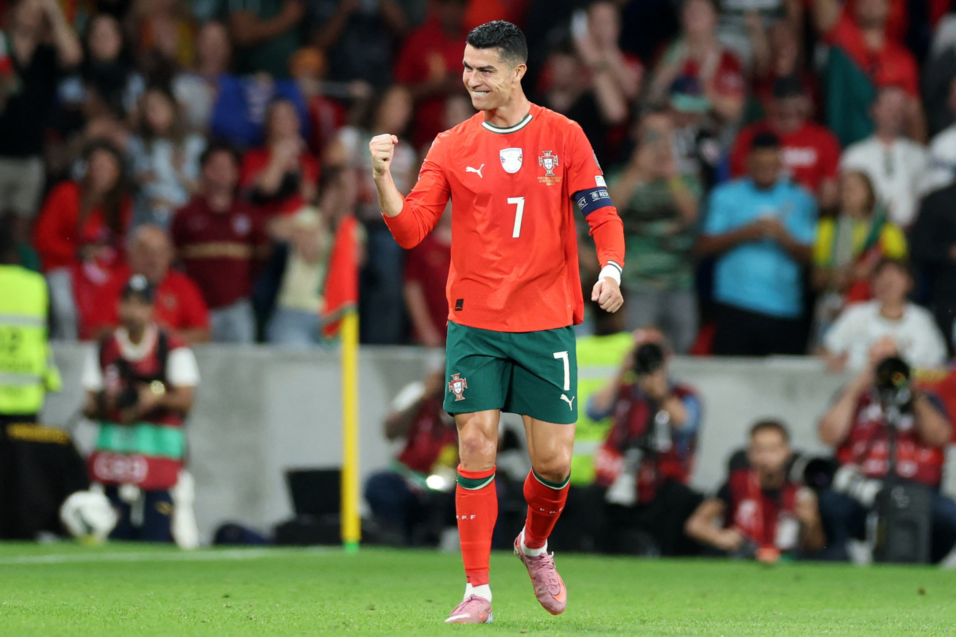 Cristiano Ronaldo busca coroar carreira com o t&iacute;tulo mundial - Patricia de Melo Moreira / AFP