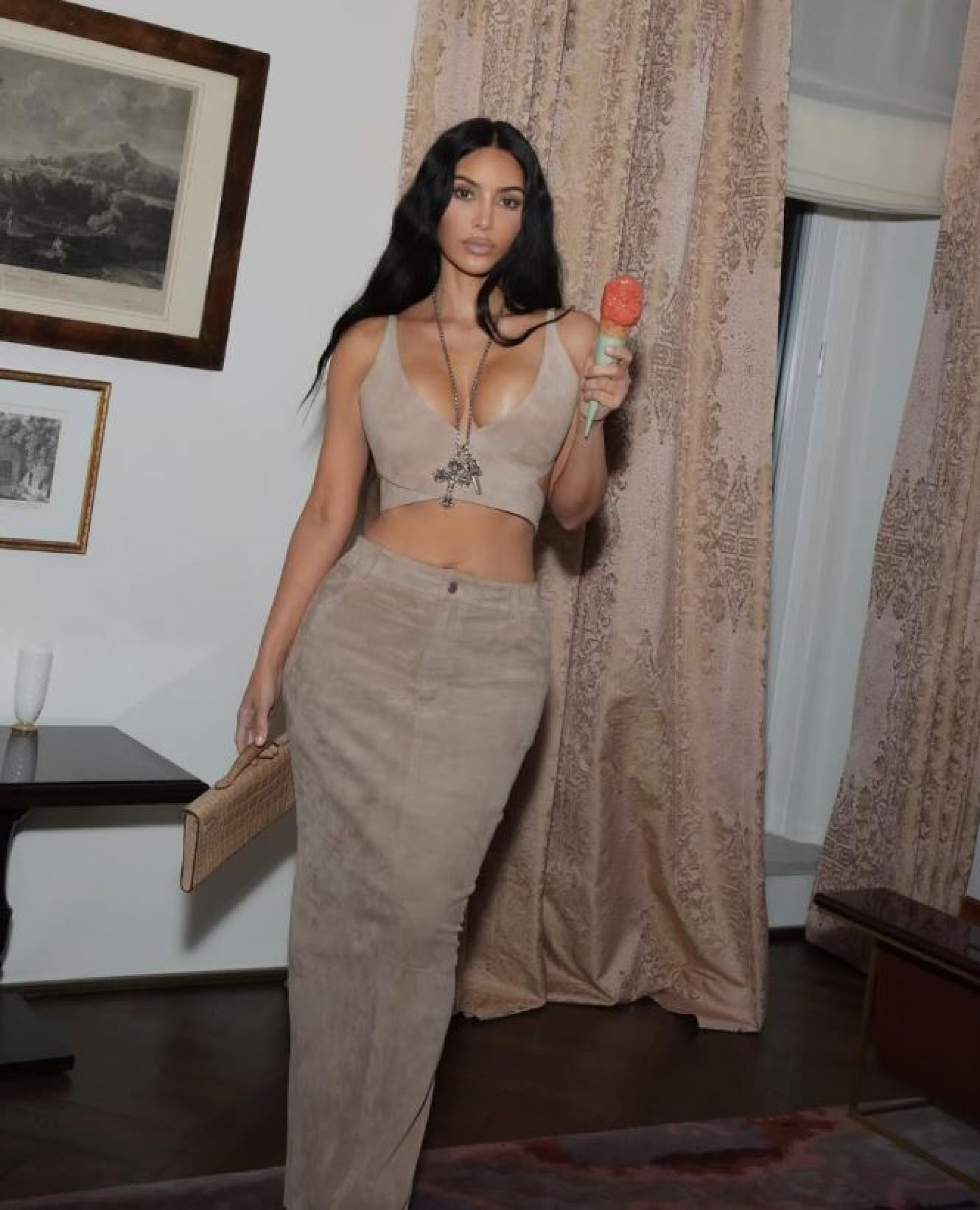 Kim Kardashian tem 44 anos e mais de 354 milhões de seguidores no Instagram - Reprodução / Instagram