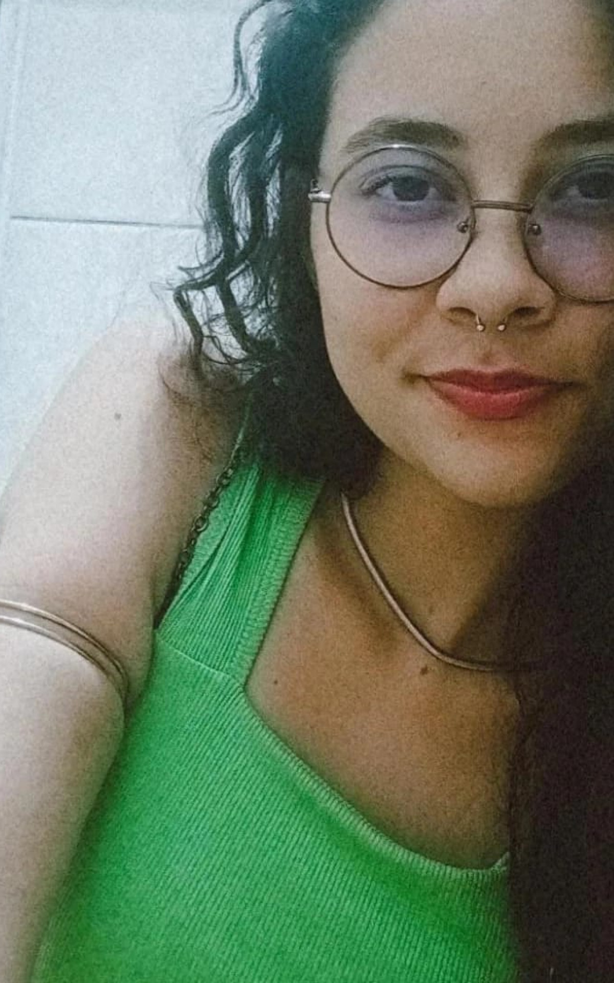 Ra&iacute;ssa Wentz busca vaga tempor&aacute;ria em bares e restaurantes - Arquivo pessoal