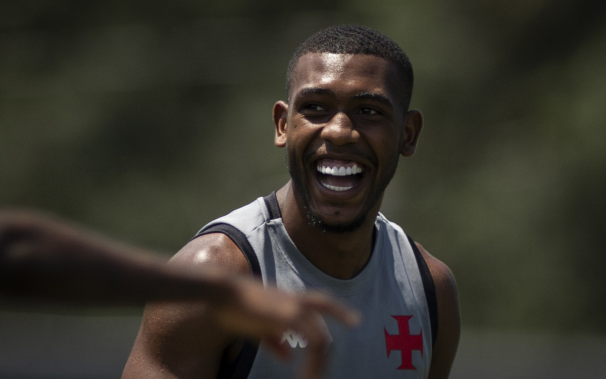 Rayan é o grande destaque do Vasco na temporada