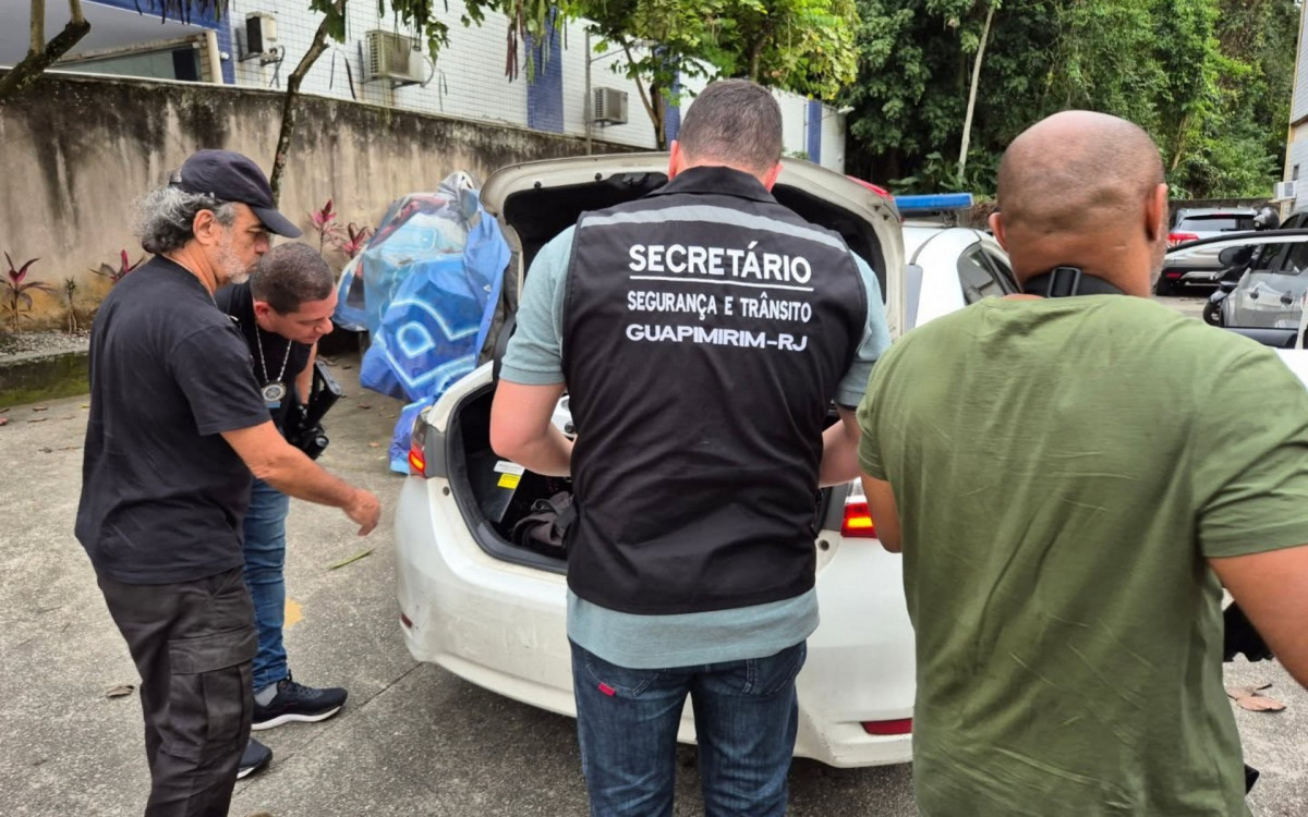 Eletrodom&eacute;sticos foram recuperados ap&oacute;s identifica&ccedil;&atilde;o do suspeito por c&acirc;meras de seguran&ccedil;a em Guapimirim. - Divulga&ccedil;&atilde;o