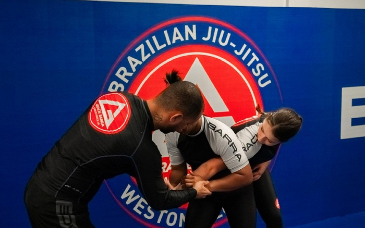 Caio é faixa-preta de Jiu-Jitsu e referência quando o assunto é defesa pessoal para mulheres