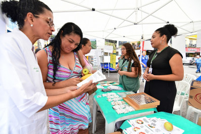 Nova Iguaçu celebra o Dia Mundial da Alimentação com ações na Praça Rui Barbosa