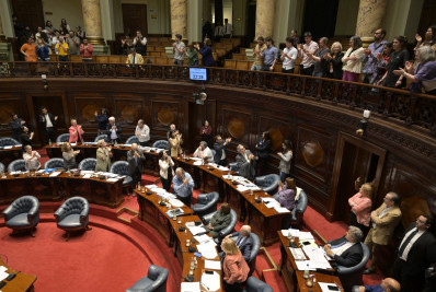 Uruguai aprova lei de eutanásia, pioneira na América Latina