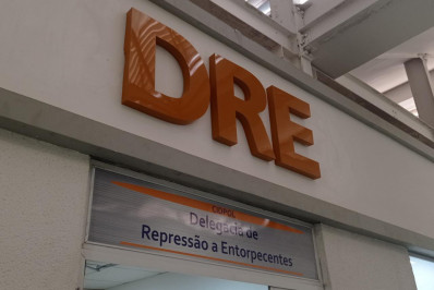 Homem é preso com 150 pés de maconha cultivados em estufa na Zona Sudoeste