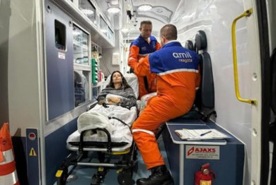 Influencer é internada depois de tomar remédio para emagrecer sem acompanhamento médico