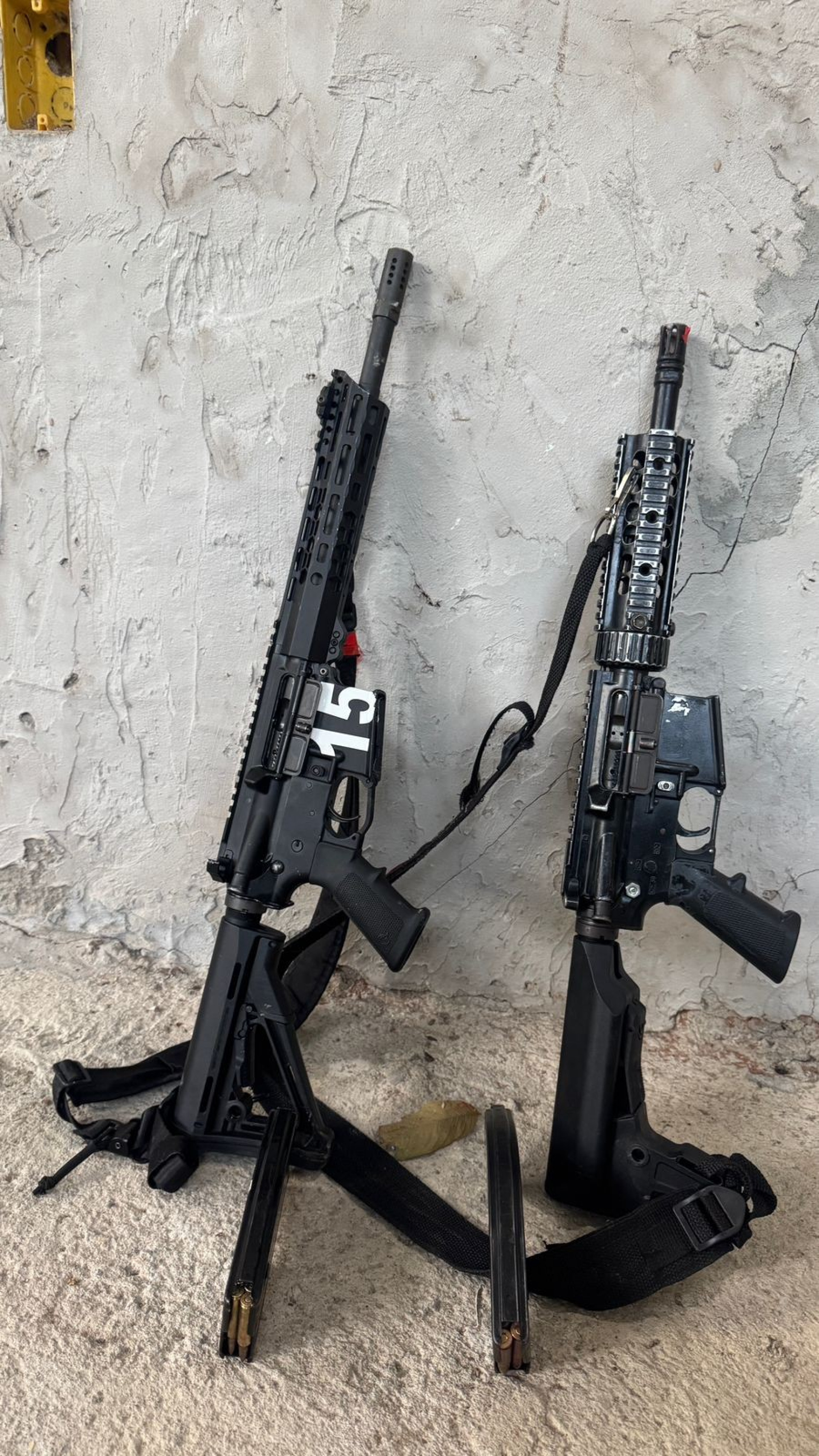 Armas apreendidas por policiais militares na ação desta quinta (16) - Divulgação/PMERJ