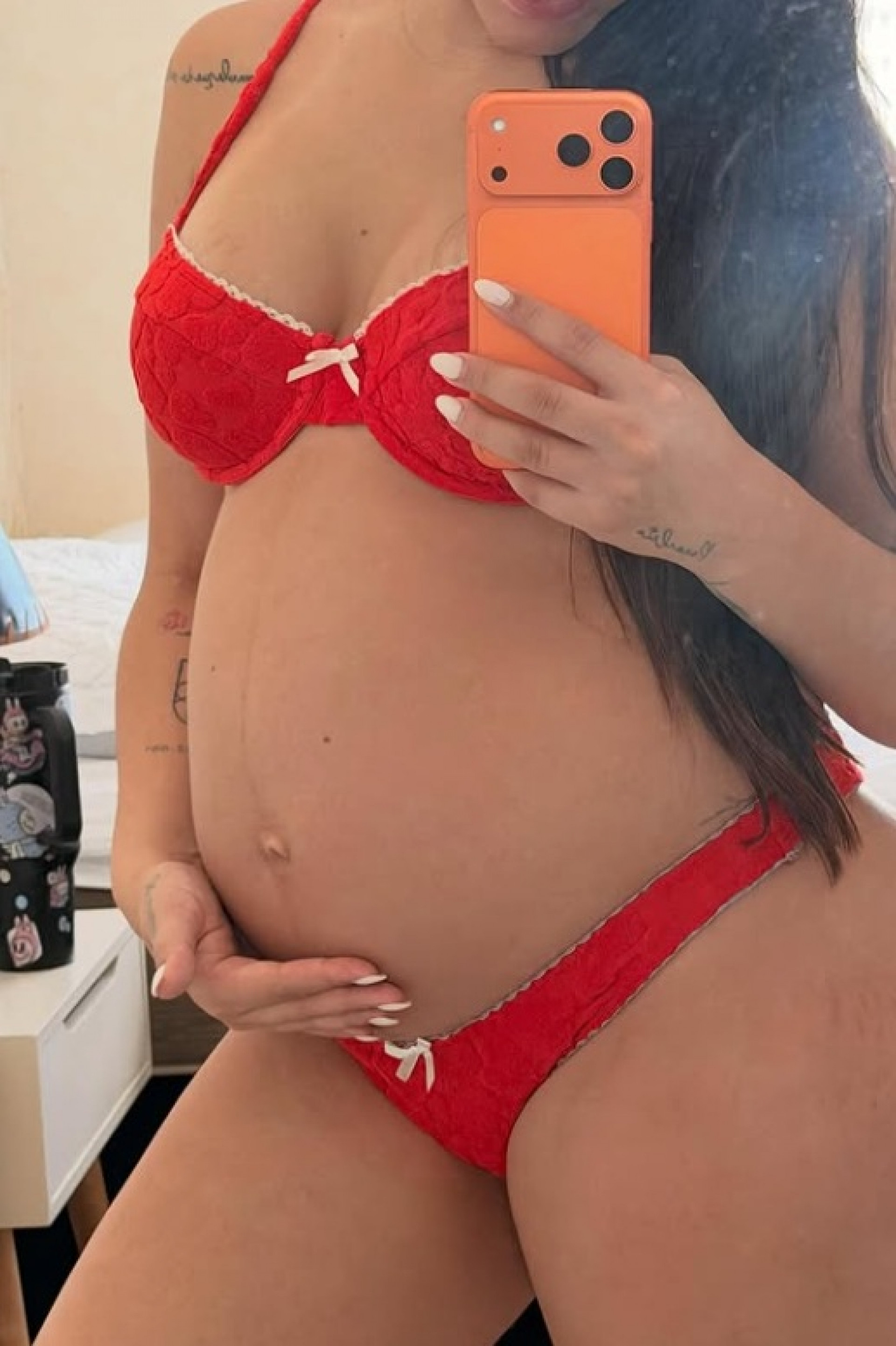 Key Alves exibe barrigão pelo espelho - Reprodução/Instagram