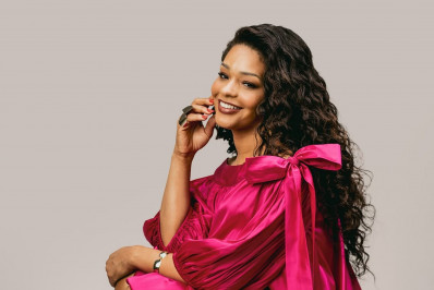 Juliana Alves estreia em 'Três Graças' com papel de mulher 'folgada': 'Sabe que é muito bonita'