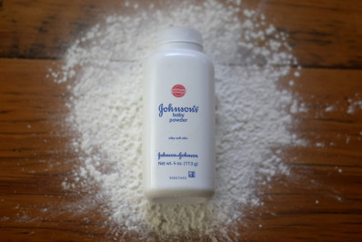 Johnson & Johnson é processada no Reino Unido por talcos suspeitos de causar câncer