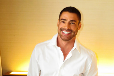 Cauã Reymond pediu 'permissão' antes de interpretar César em 'Vale Tudo'