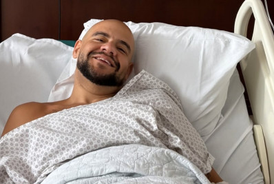 Gominho é internado com crise renal e brinca com situação: 'Se não bastasse as pedras do caminho'